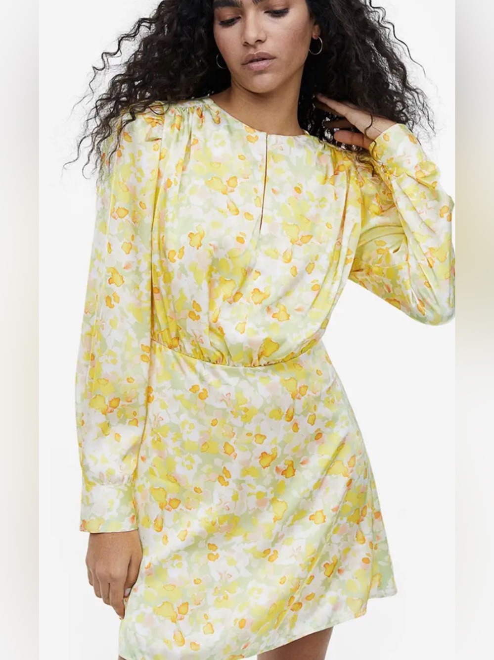 H&M gathered yellow satin floral mini dress, large